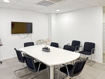 Bureau avec ascenseur à louer à Gremi de Sabaters 21