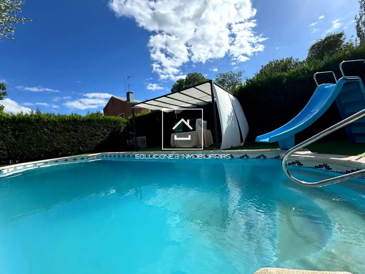 Piscina de Casa o chalet en venta en Rivas-Vaciamadrid con Aire acondicionado, Jardín privado y Terraza