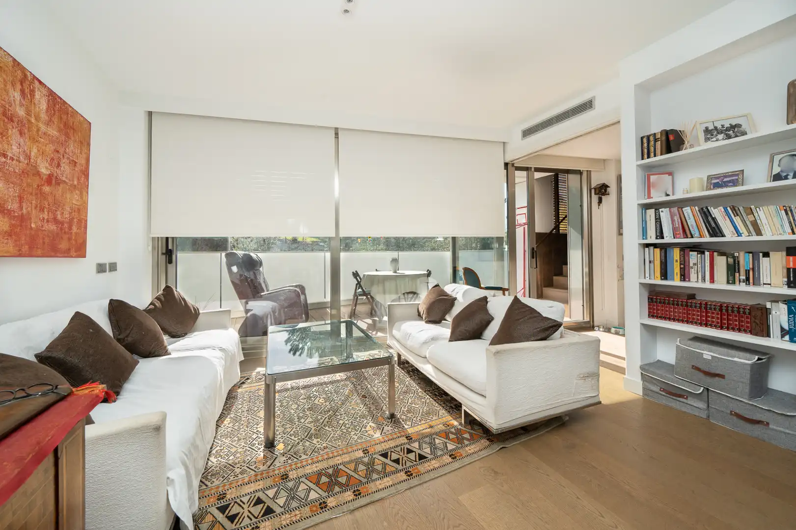 Sala d'estar de Àtic en venda en Pozuelo de Alarcón amb Aire condicionat, Calefacció i Jardí privat