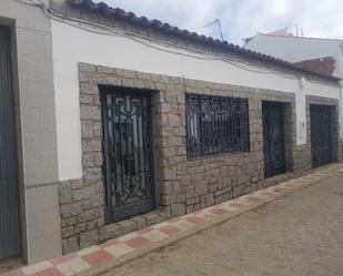 Exterior view of Single-family semi-detached for sale in Fuente la Lancha