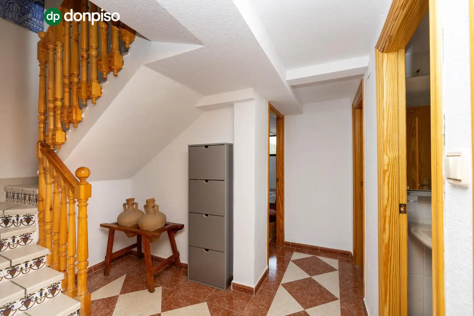 Villa mit Pool zum Verkauf in Calle Lindaraja, imagen 32