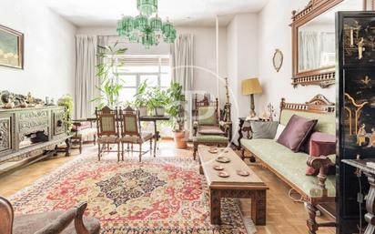 Living room of Flat for sale in  Madrid Capital  with Heating and Terrace