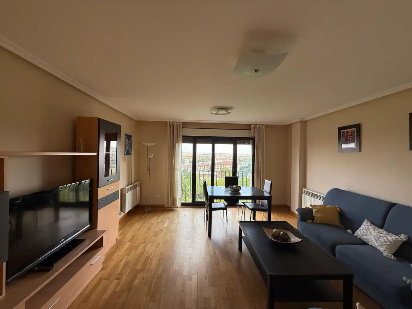 Sala de estar de Piso de alquiler en Salamanca con Calefacción, Amueblado y Balcón
