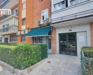 Exterior view of Premises for sale in  Madrid Capital  with Air Conditioner