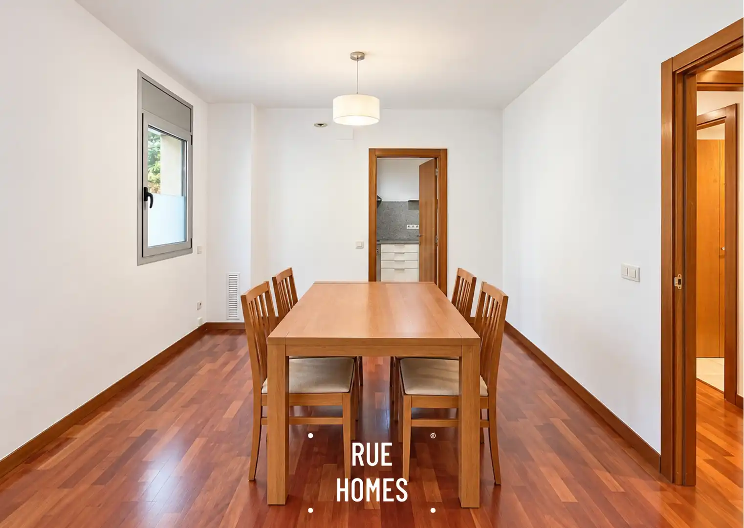 Piso con ascensor en venta en Carrer de Folch i Torres, imagen 4