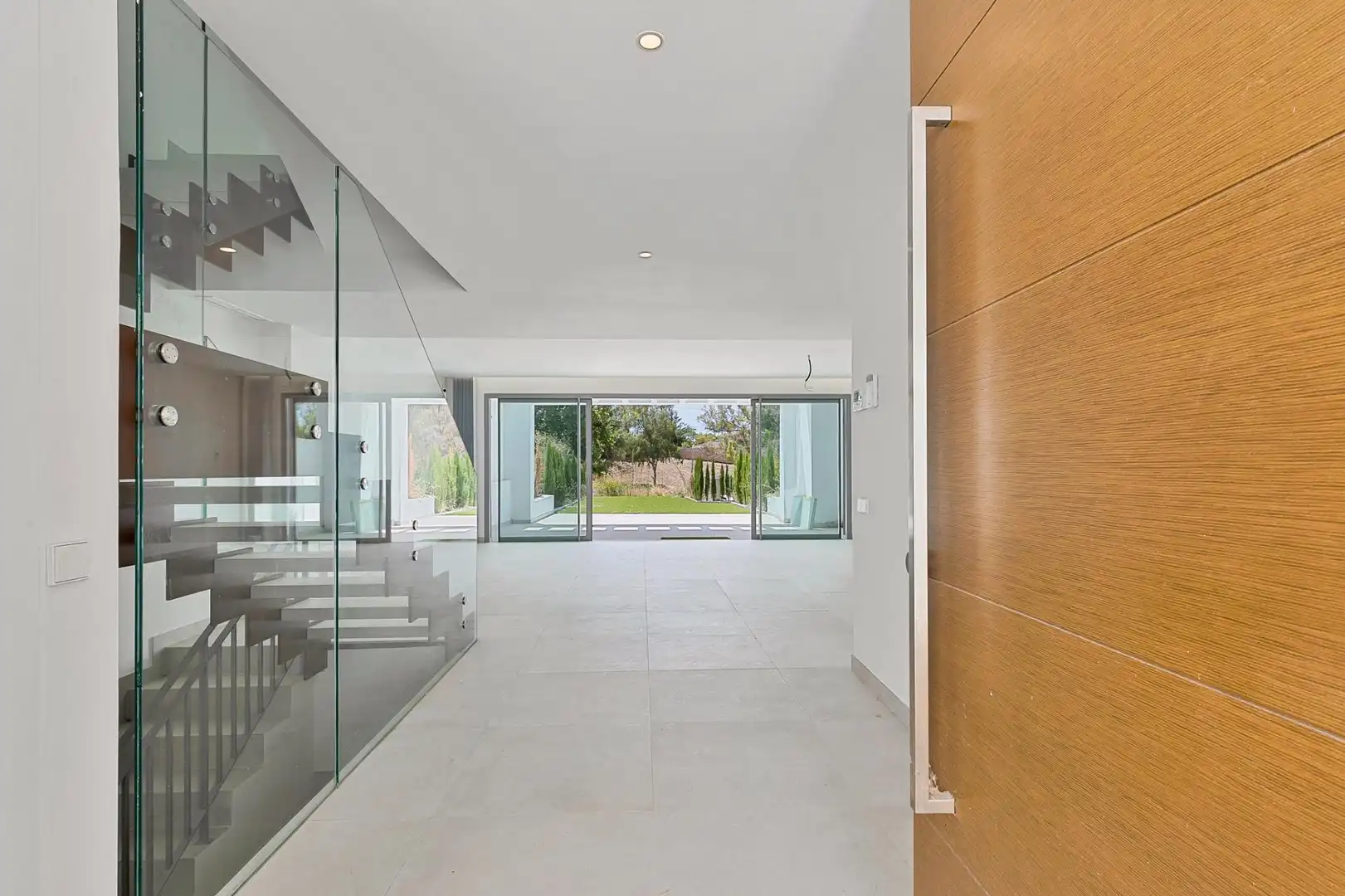 Casa adosada en venta en Marbella con Aire acondicionado, Calefacción y Jardín privado