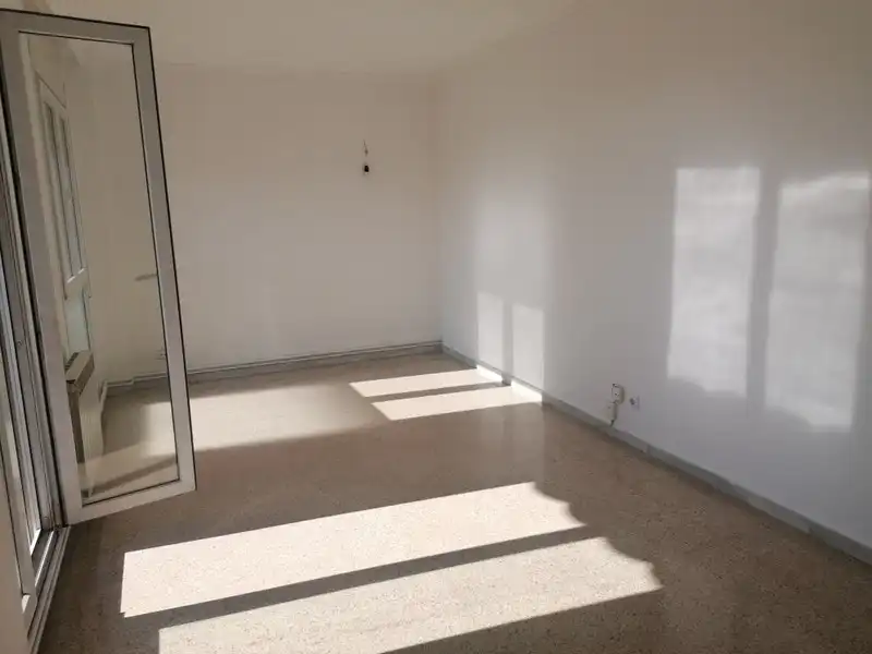 Living room of Flat for rent in Sabadell  with Heating, Oven and Balcony