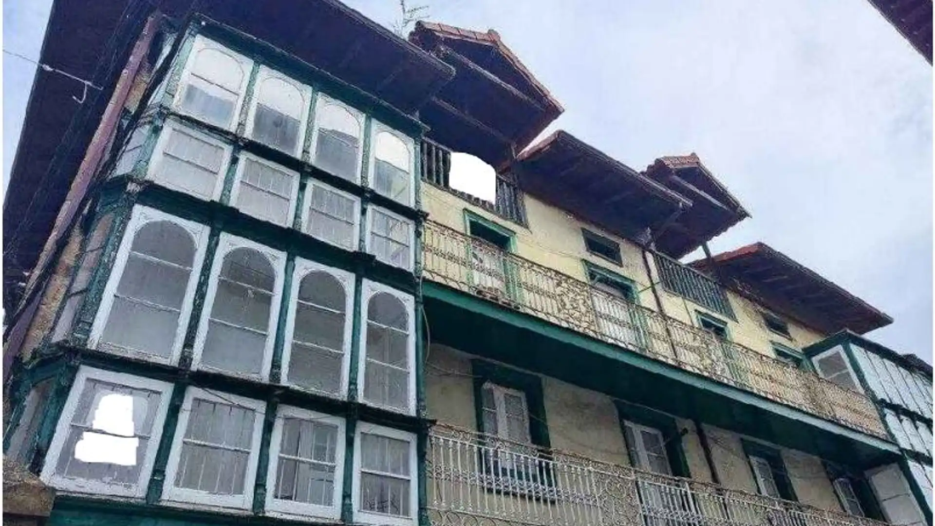 Vista exterior de Piso en venta en Ampuero