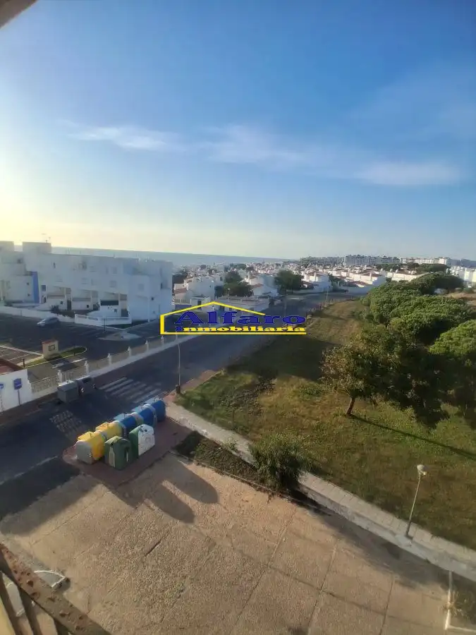 Vista exterior de Piso en venta en Almonte con Aire acondicionado y Terraza