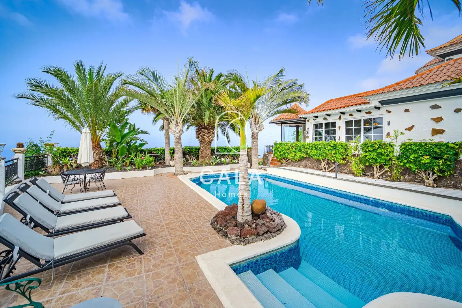 Villa avec terrasse à vendre à La Finquita