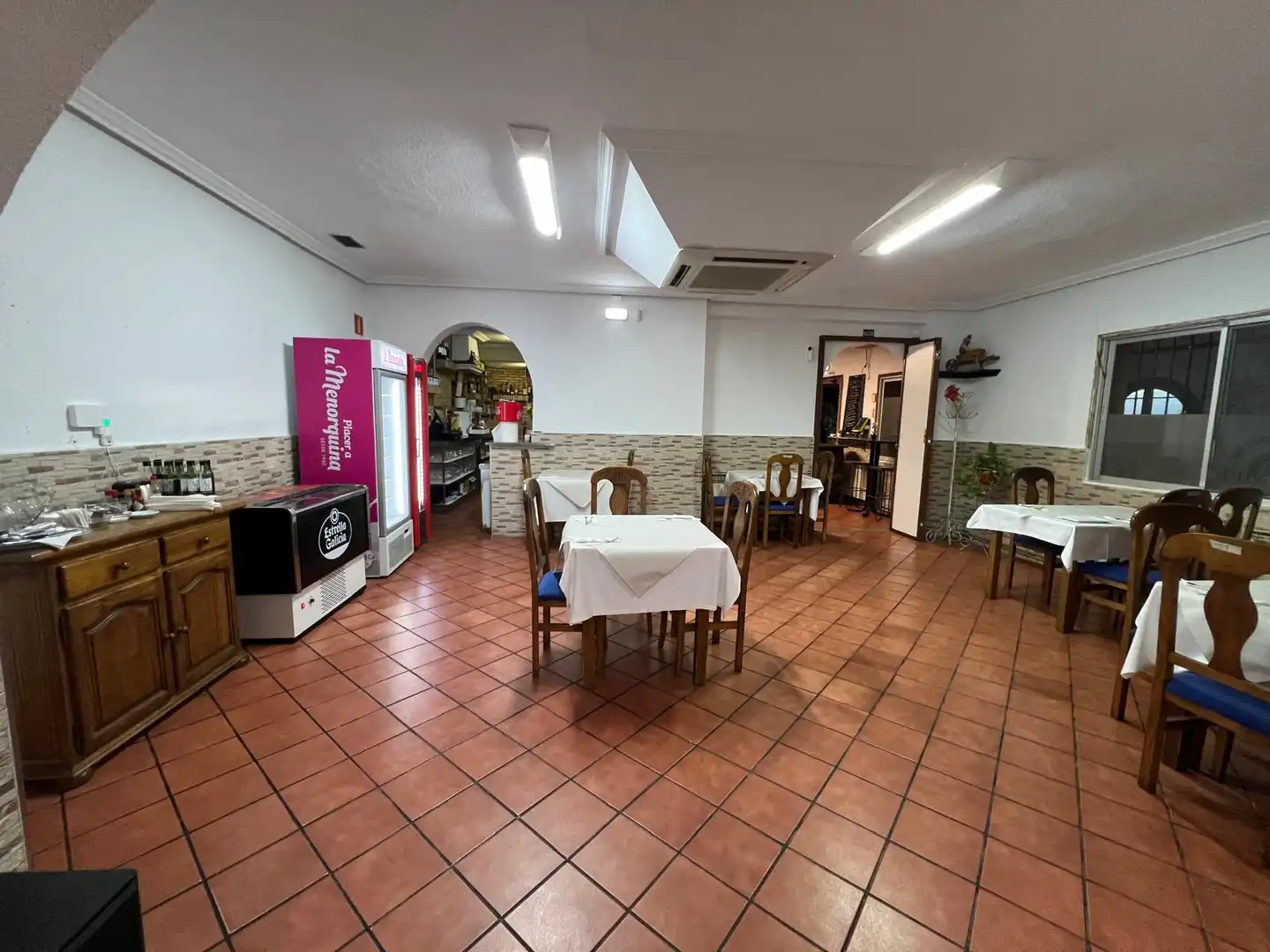 Business premises for transfer in Torres de la Alameda, imagen 5