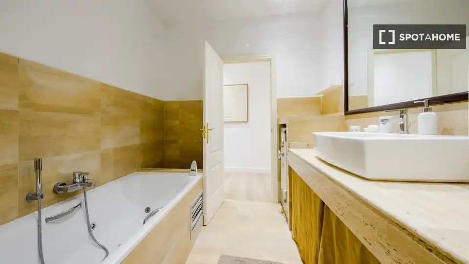 Room in Jerónimos