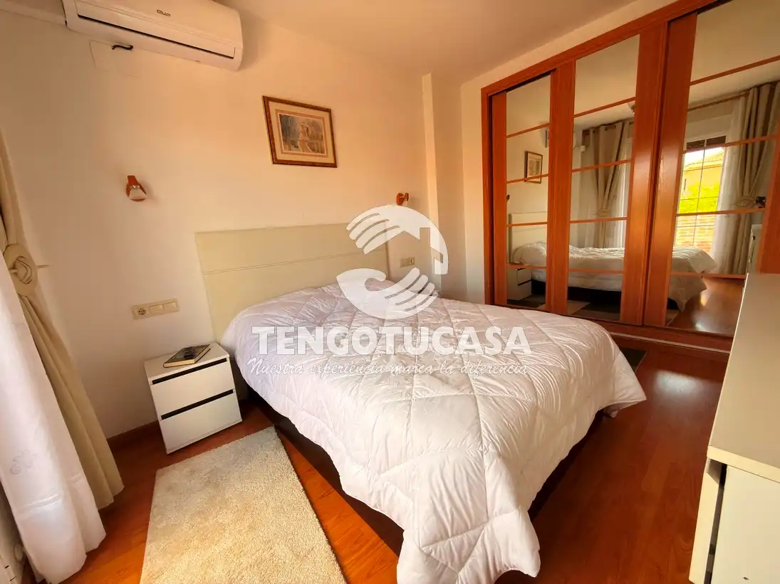 Habitación de Casa o chalet en venta en Bargas con Aire acondicionado, Calefacción y Jardín privado