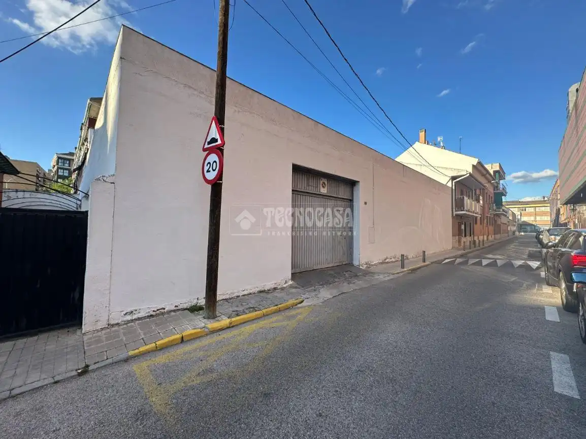Residencial en venta en Calle Verónica, Veredillas