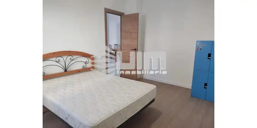 Flat for rent in DEL TRABAJO, Avenida de Abril - 9 de Octubre