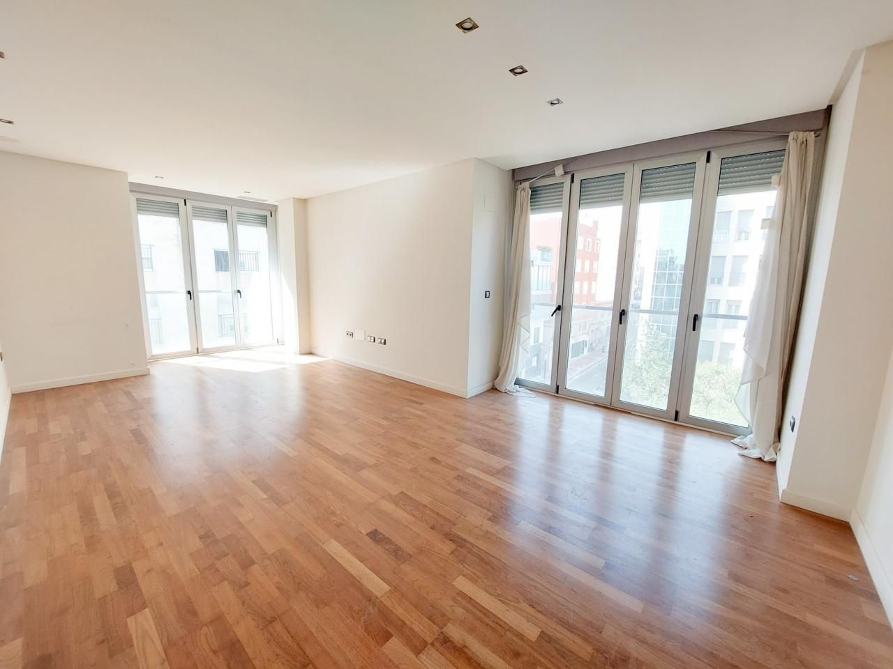 Sala d'estar de Pis en venda en Elche / Elx amb Aire condicionat i Parquet
