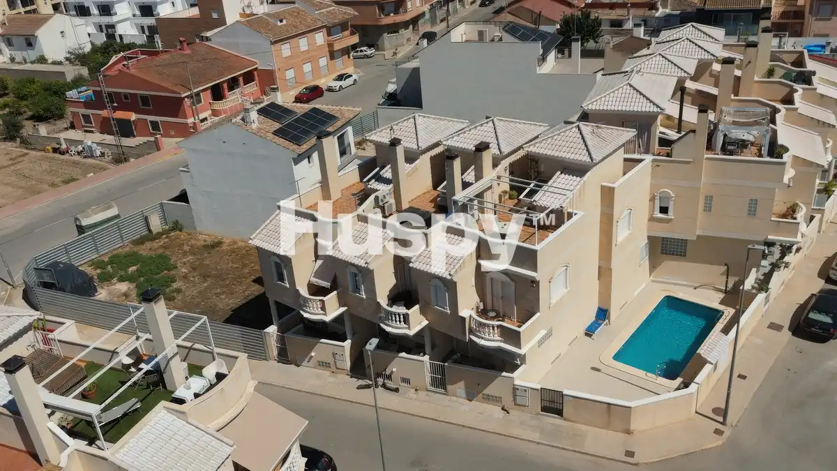 Adosado con terraza en venta en Calle de la Gramaera