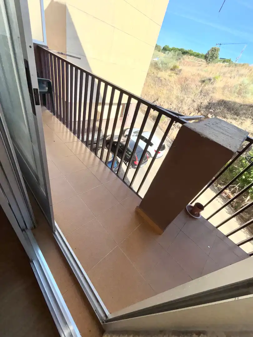 Terrasse von Wohnung zum Verkauf in Plasencia mit Klimaanlage, Parkett und Ofen