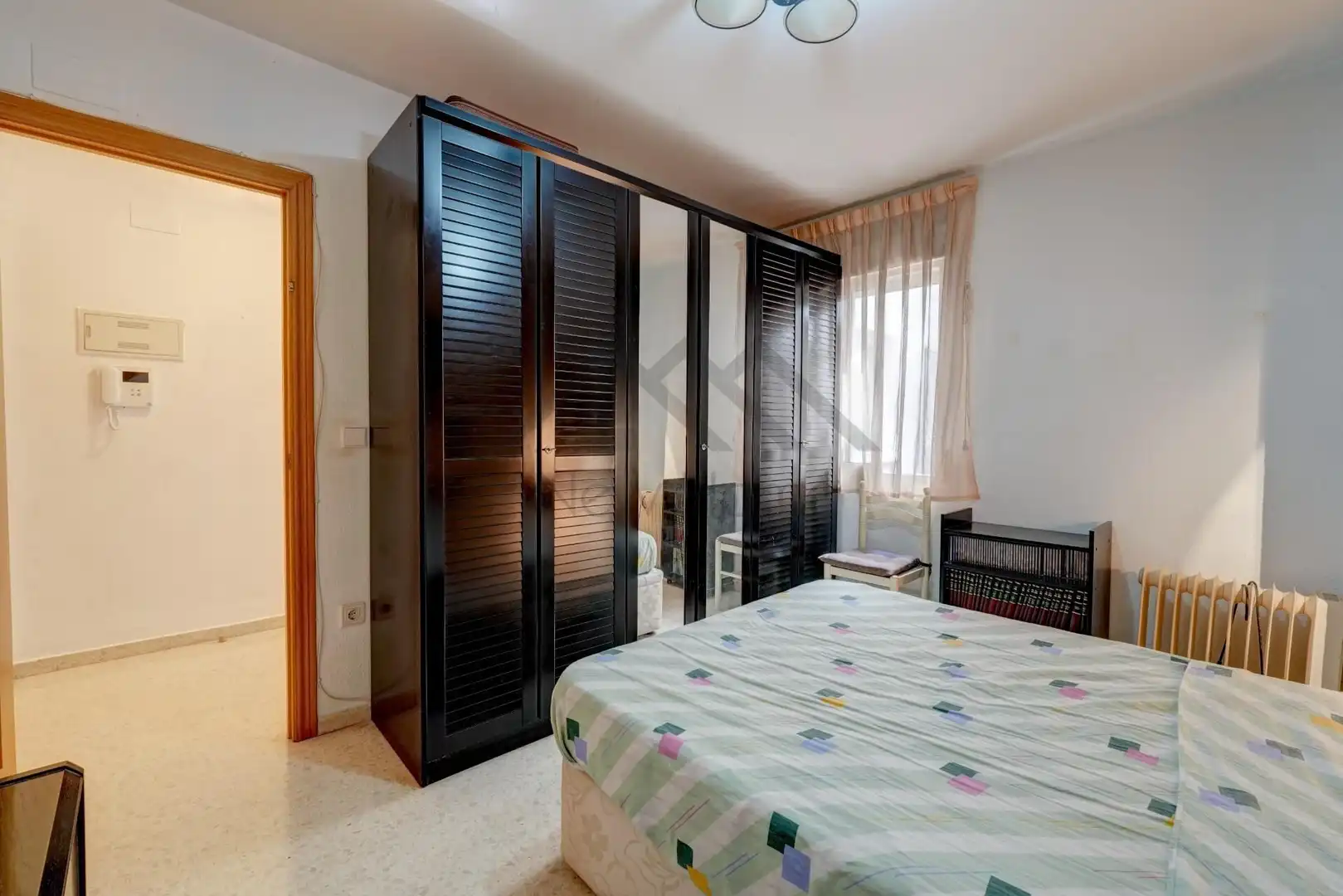Habitación de Piso en venta en La Pobla de Vallbona con Aire acondicionado y Terraza