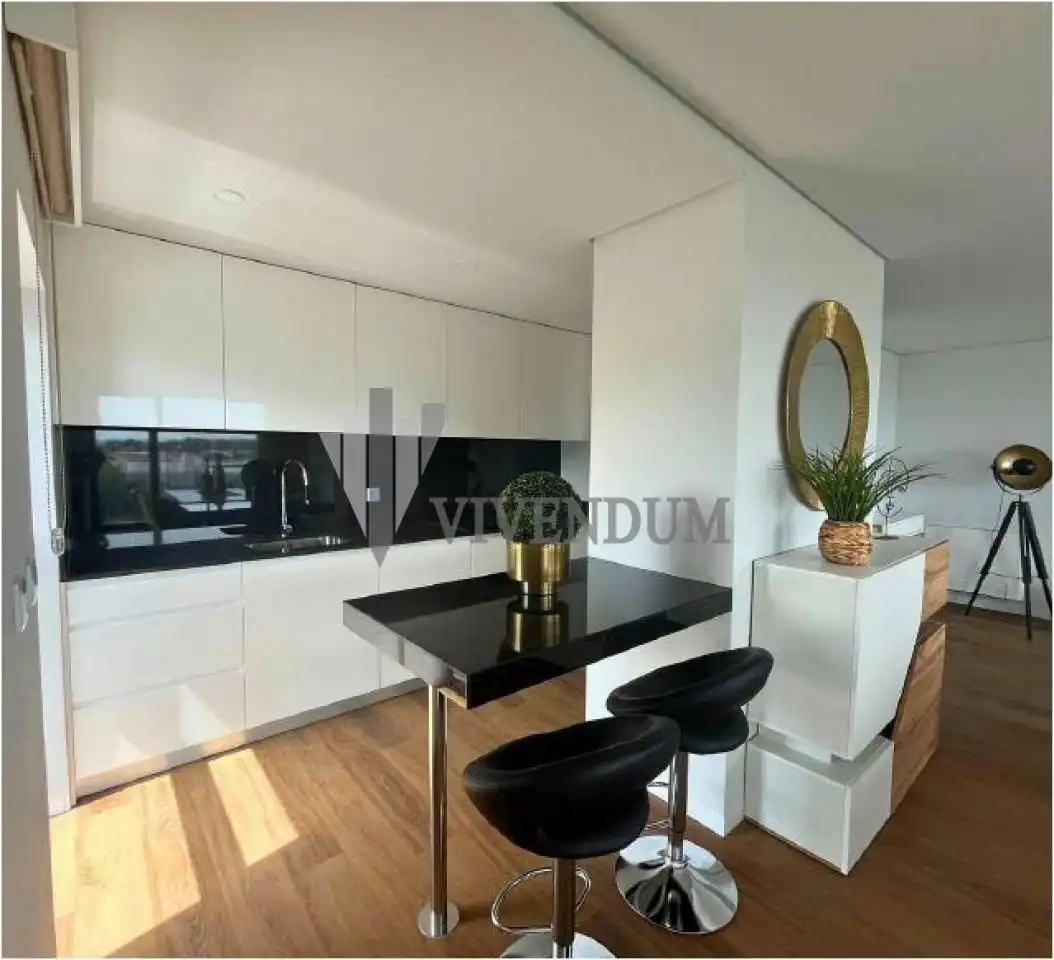 Cocina de Piso en venta en Vigo  con Aire acondicionado, Calefacción y Domótica