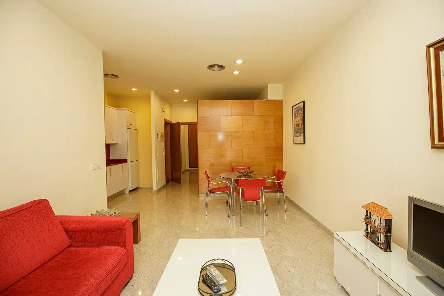 Living room of Flat for rent in Girona  with Air Conditioner and Terrace