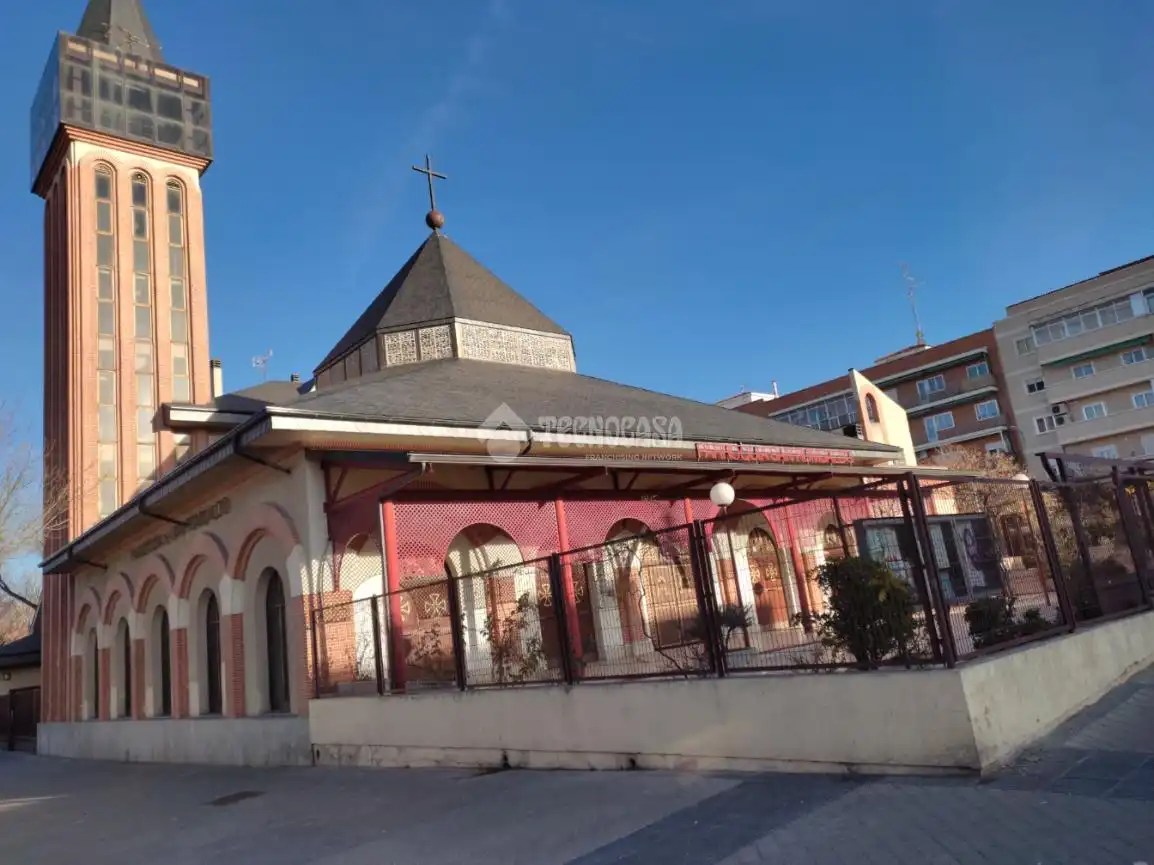 Vista exterior de Piso en venta en Madrid con Aire acondicionado y Calefacción