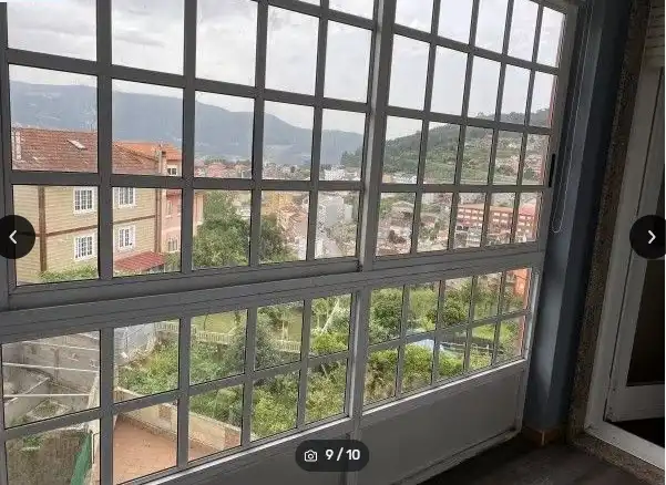Vista exterior de Piso en venta en Vigo  con Jardín privado, Terraza y Amueblado