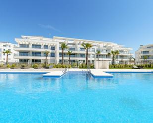 Vista exterior de Apartament en venda en Mijas amb Aire condicionat, Terrassa i Piscina