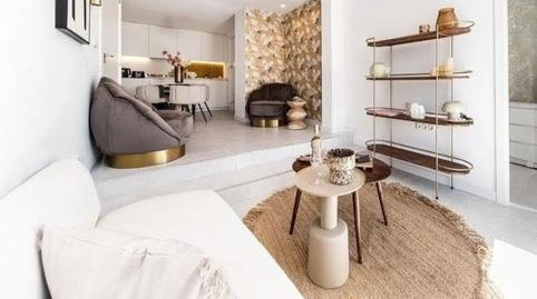 Foto 3 de Àtic en venda a Casco Antiguo - Sta. Cruz - Ayuntamiento, Alicante