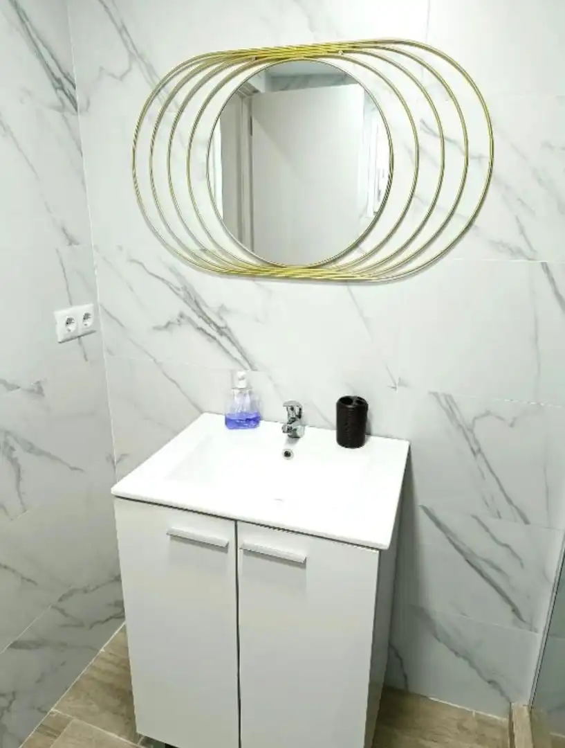 Badezimmer von Geschaftsraum zum Verkauf in Alicante / Alacant mit Klimaanlage und Möbliert