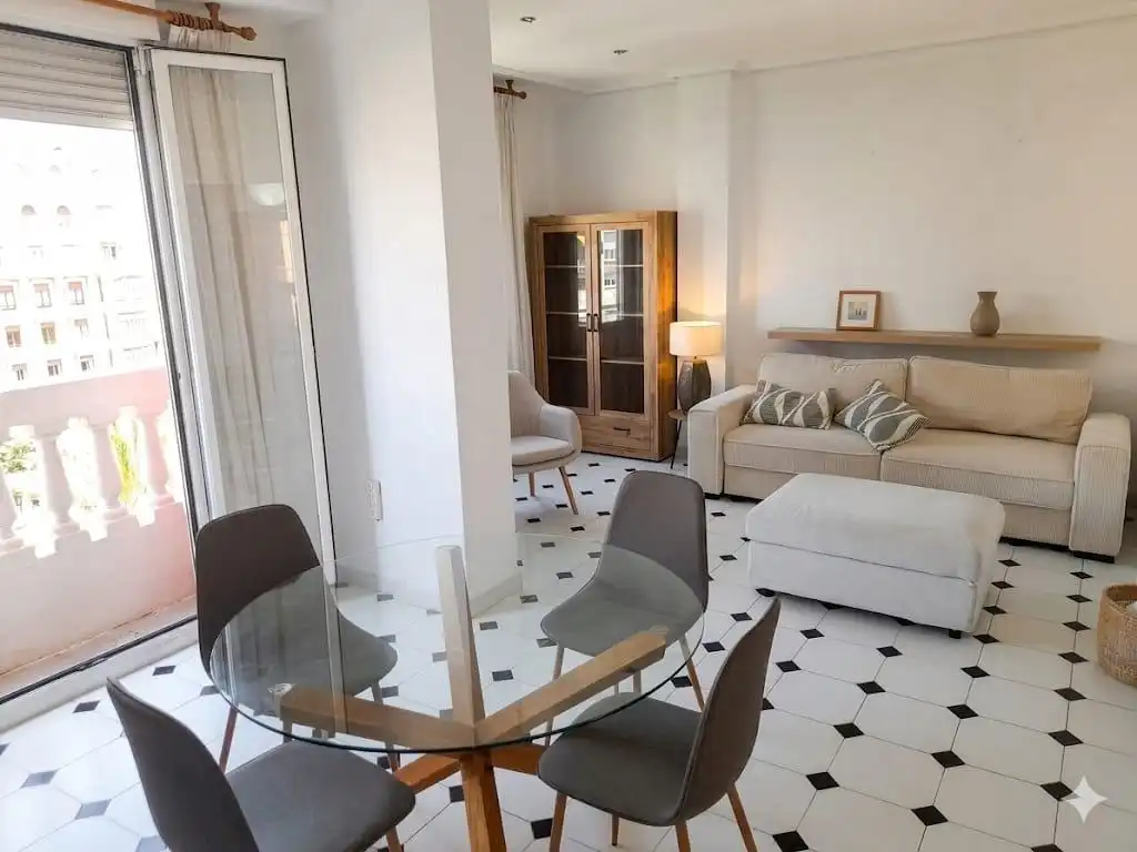 Wohnzimmer von Wohnung zur Miete in Valencia mit Klimaanlage, Möbliert und Balkon