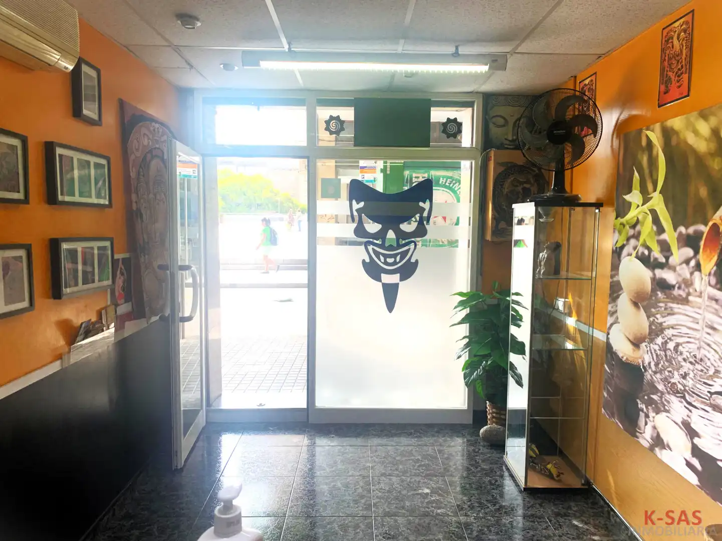 Commercial properties for rent in Carrer de Llevant, 82, La Florida