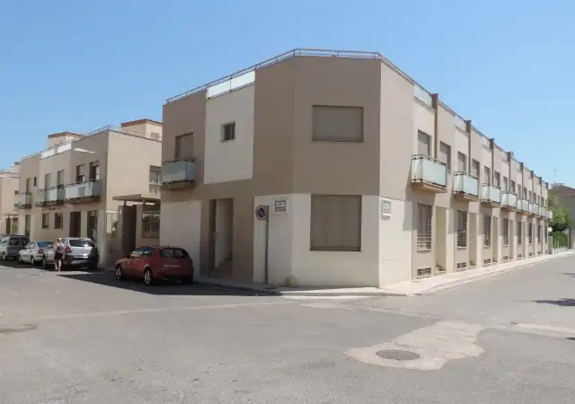 Vista exterior de Pis en venda en Real