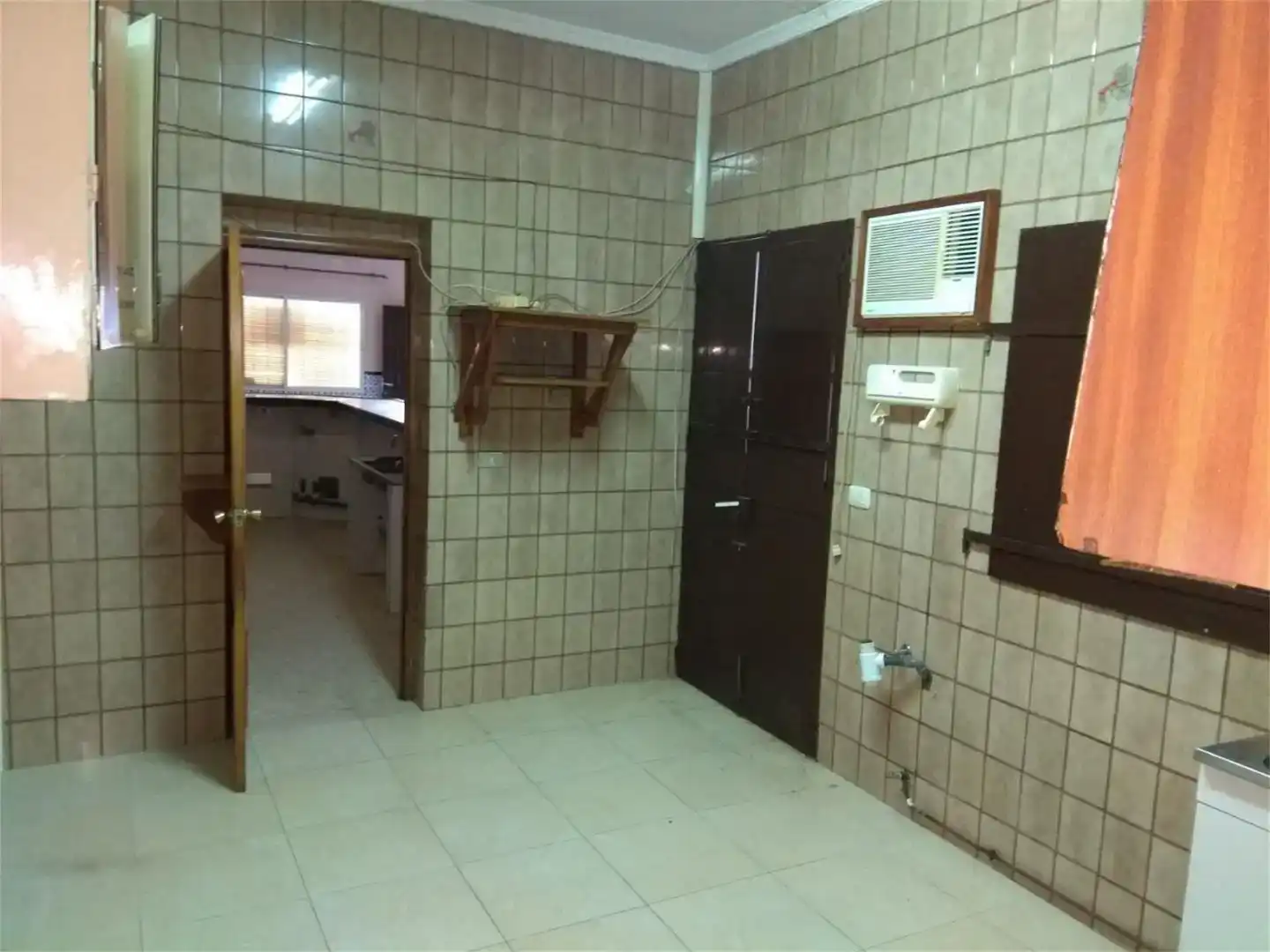 Cocina de Local en venta en Puebla de Sancho Pérez con Aire acondicionado