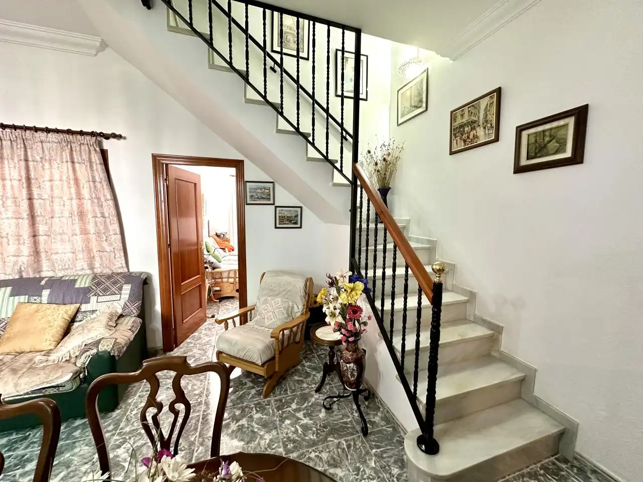 Casa adosada en venda en Sierra de Yeguas amb Aire condicionat, Jardí privat i Terrassa