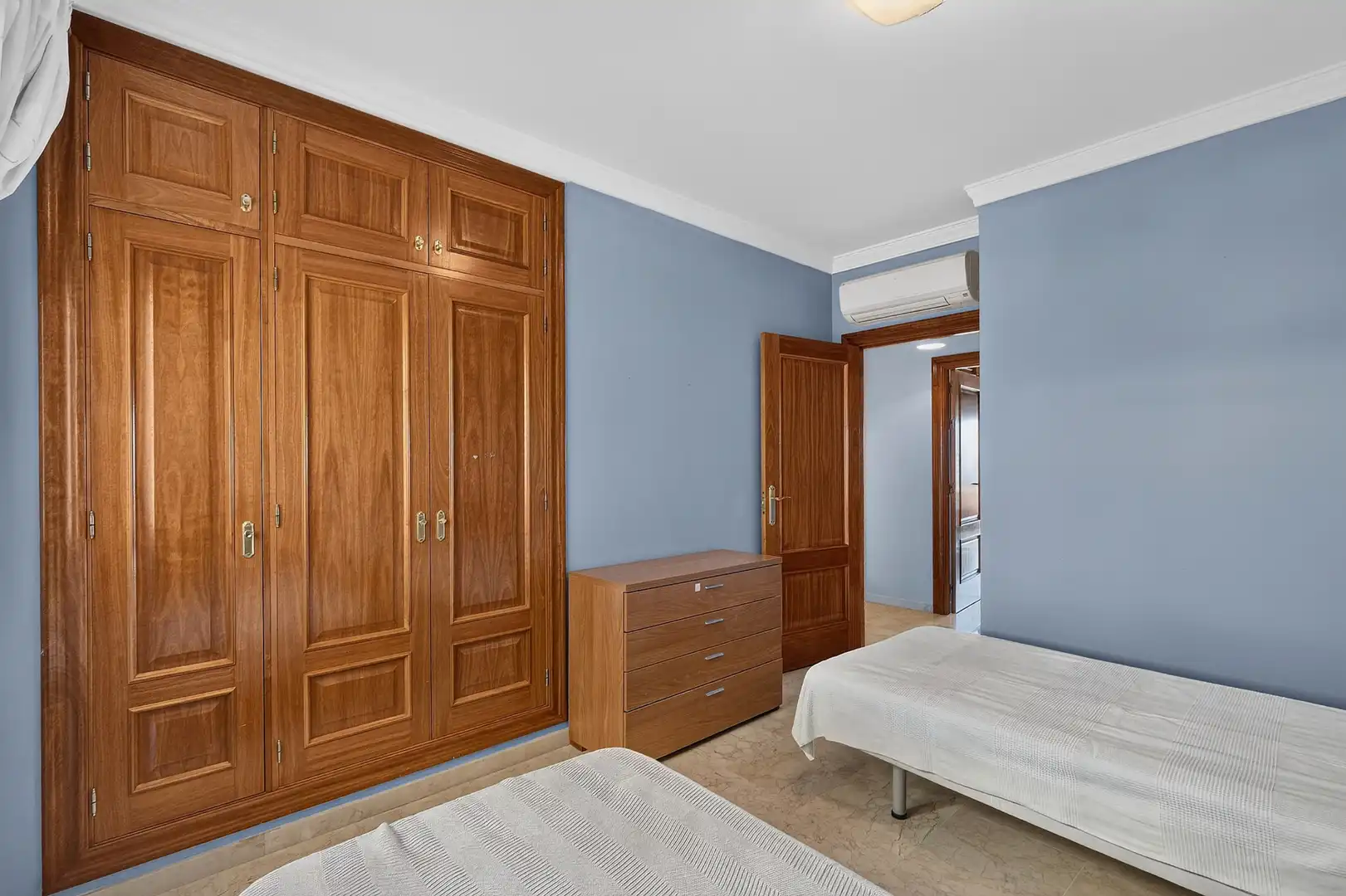 Bedroom of Flat for sale in Mijas  with Air Conditioner, Terrace and Storage room
