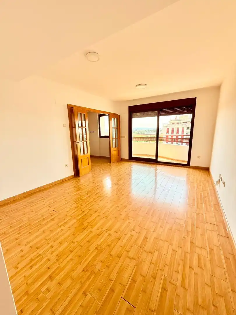 Living room of Flat for rent in Silla  with Heating, Terrace and Balcony