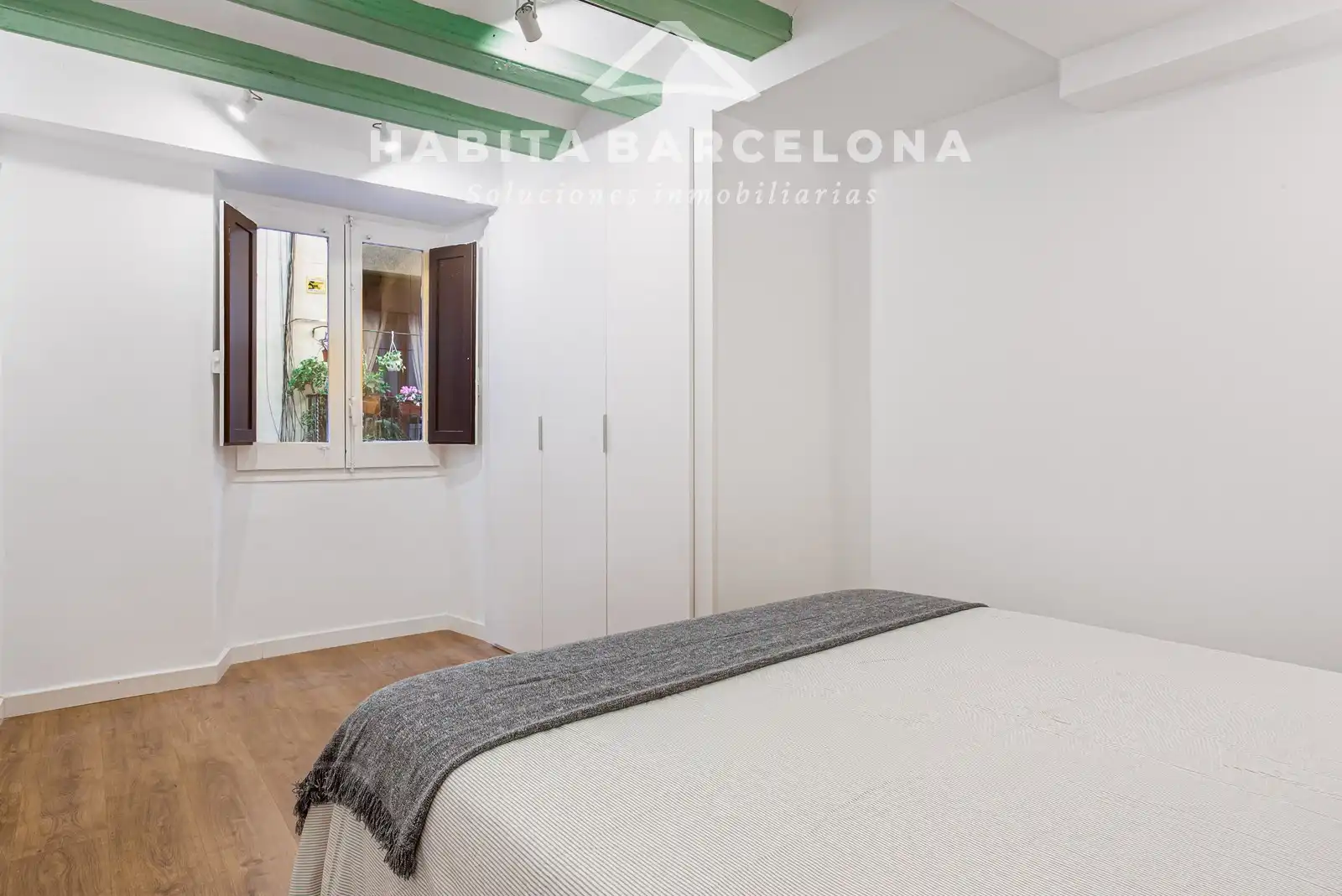 Habitación de Piso de alquiler en Ciutat Vella