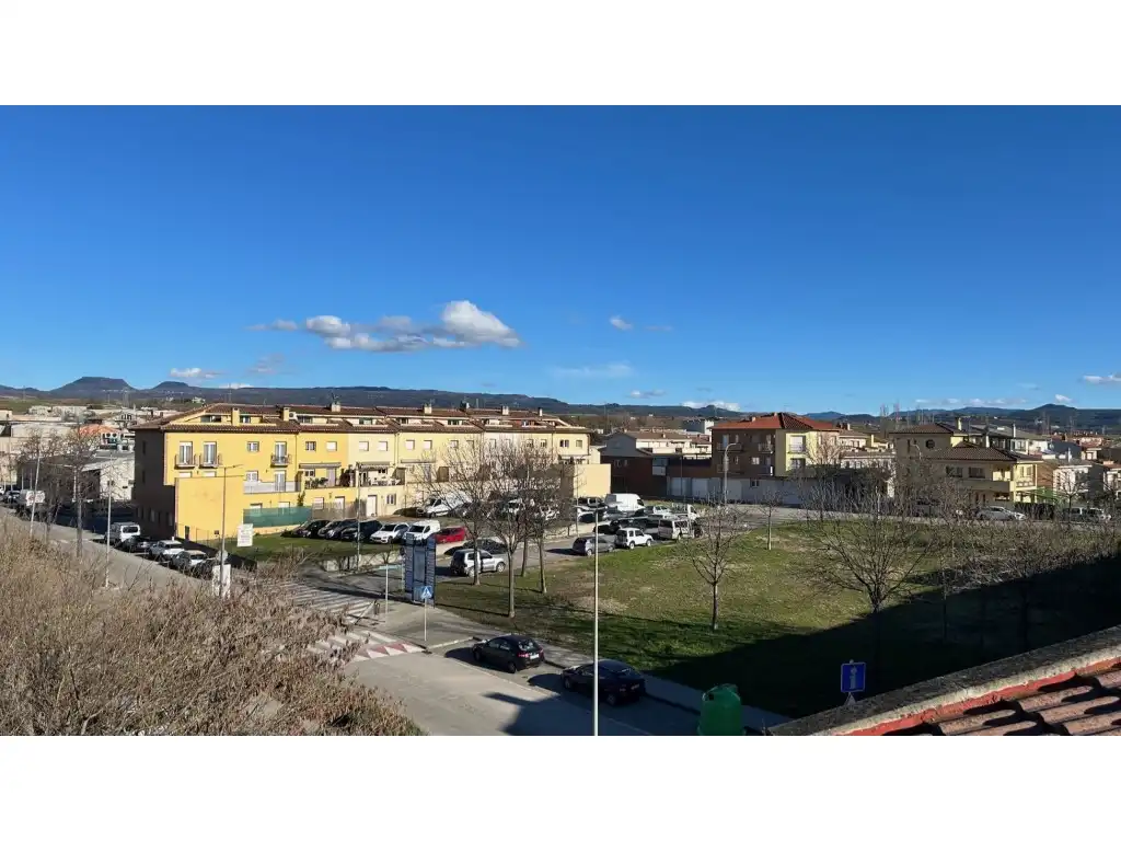 Vista exterior de Dúplex en venda en Manlleu