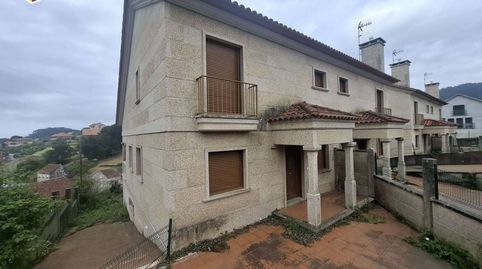 Foto 5 de Casa adosada en venda a Calle Do Electrico, 5, Moaña, Pontevedra