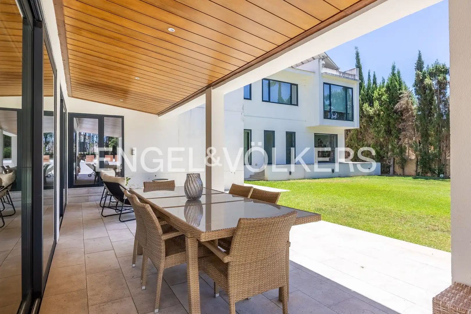 Terraza de Casa o chalet en venta en Dos Hermanas con Aire acondicionado, Calefacción y Jardín privado