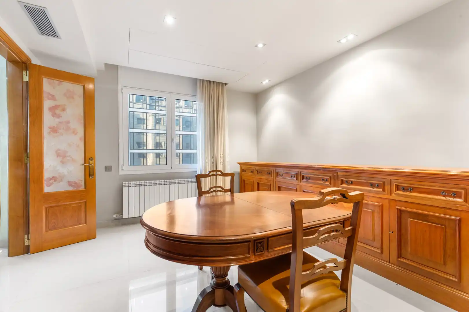 Dining room of Flat for sale in Barcelona  with Air Conditioner, Heating and Terrace