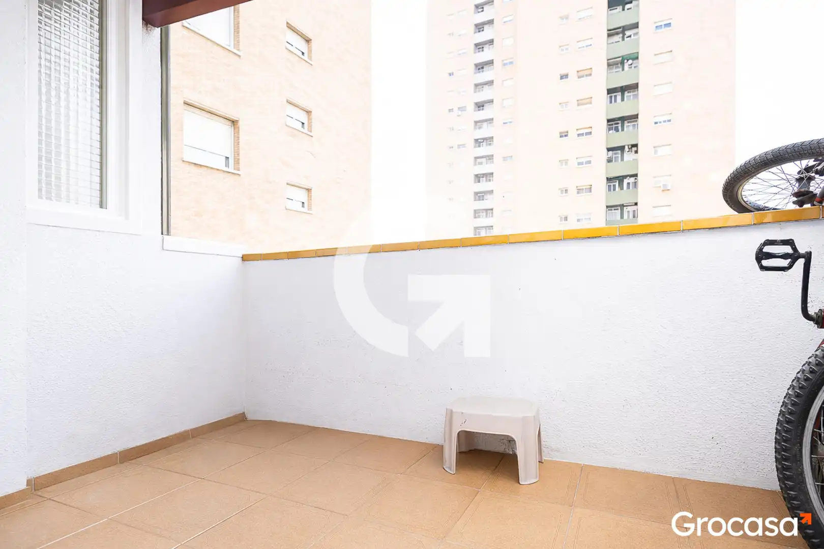 Pis en venda a AV CARMEN AMAYA DE, El Gornal