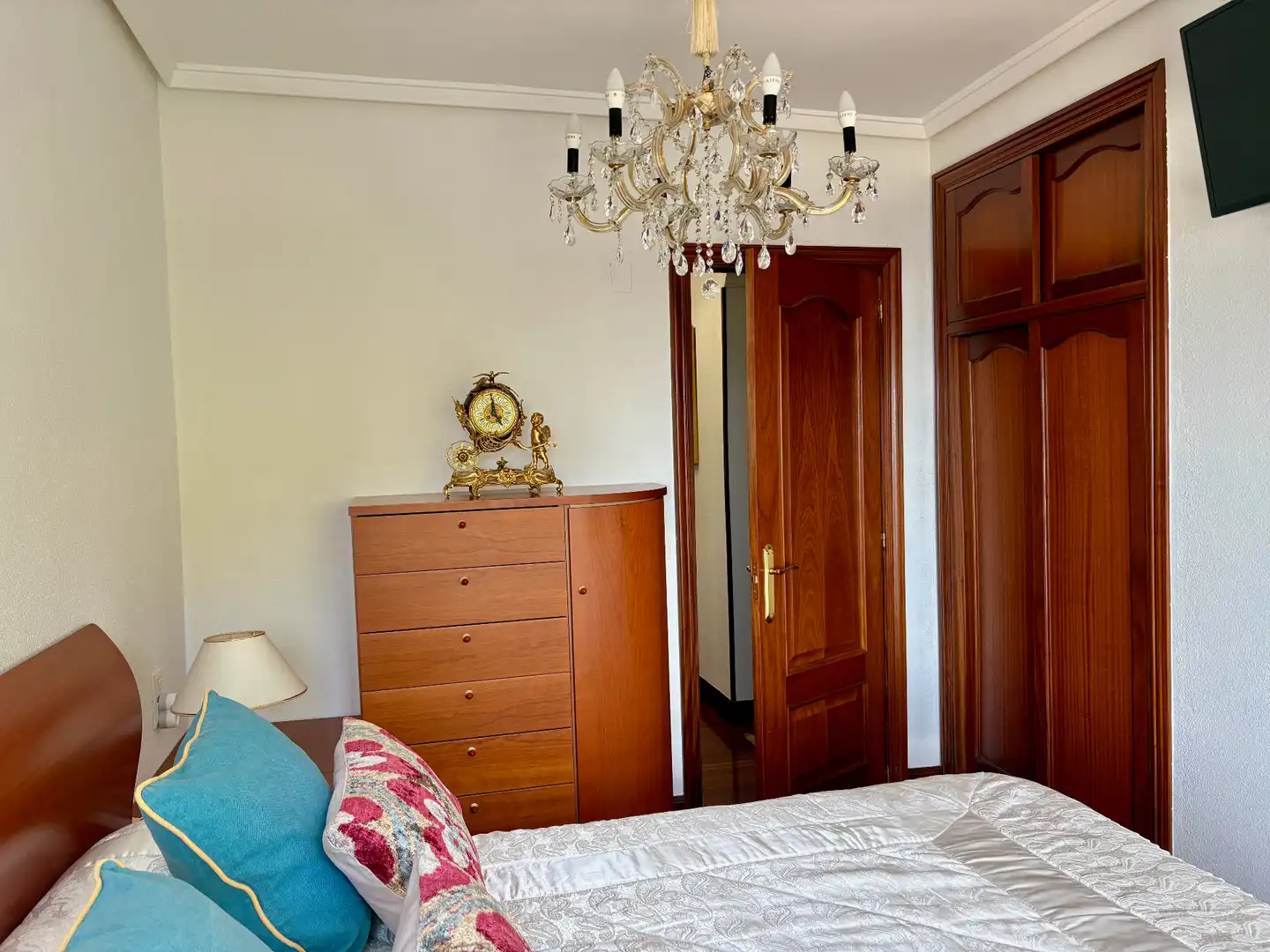 Bedroom of Flat for sale in Mutriku  with Storage room, Furnished and Oven