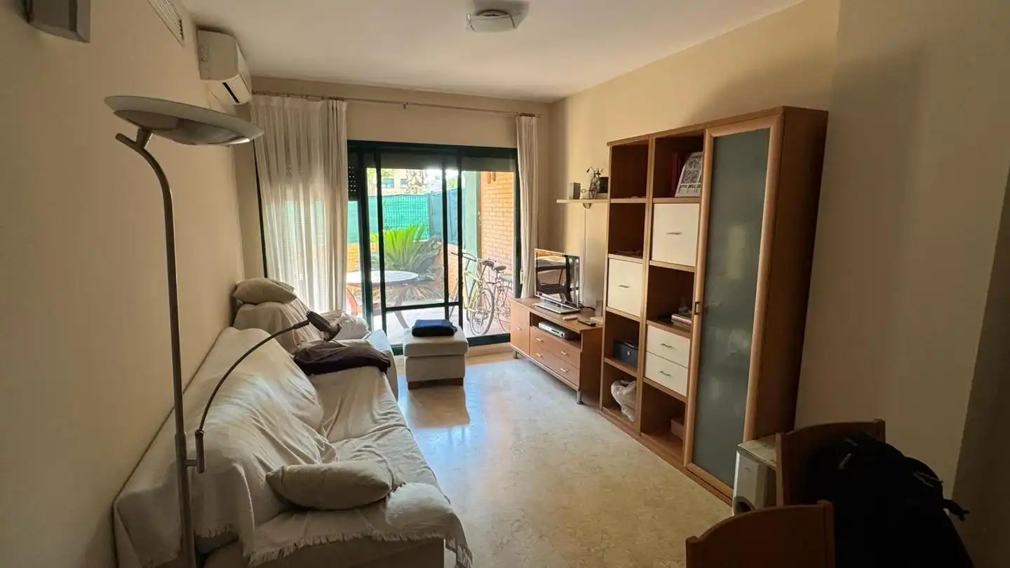 Sala de estar de Planta baja de alquiler en Paterna con Aire acondicionado, Terraza y Amueblado
