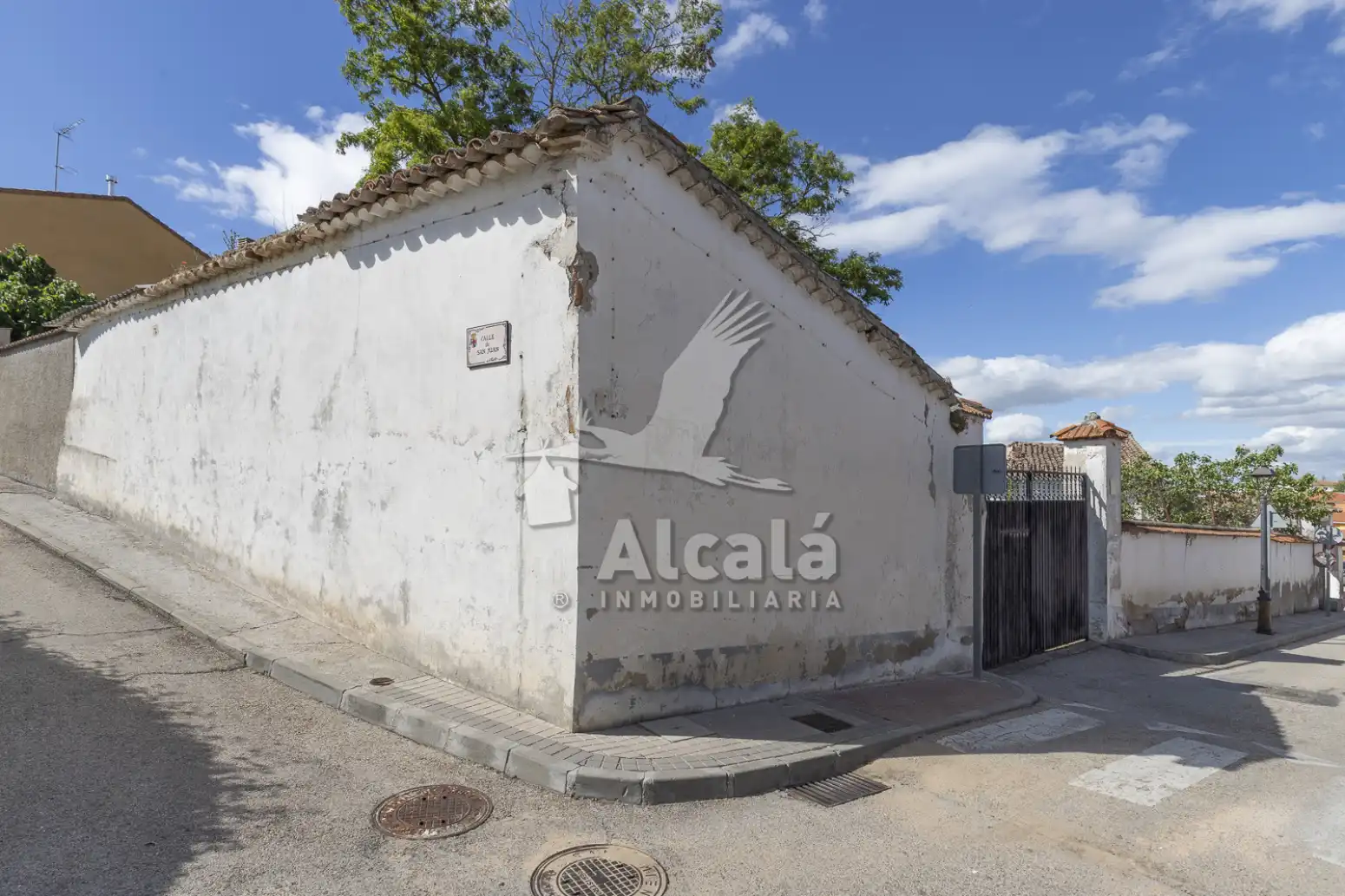 Exterior view of Residential for sale in Santorcaz