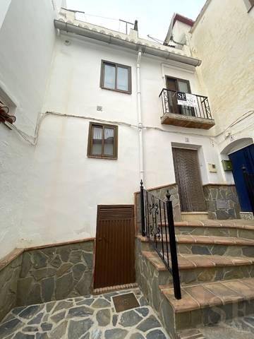 Casa adosada en Venta en Canillas de Albaida