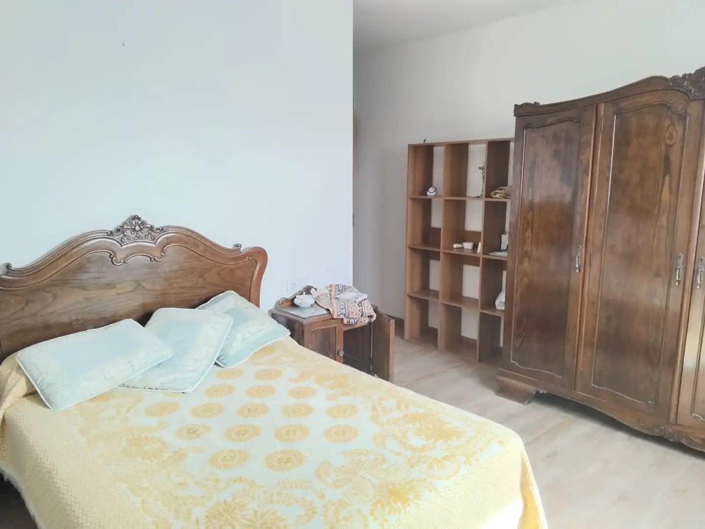 Schlafzimmer von Haus oder Chalet zum Verkauf in Vigo  mit Privatgarten, Möbliert und Balkon