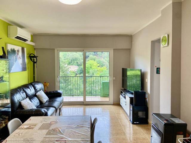Piso en Venta en Calle PUNTIA en Sant Joan Les Fonts