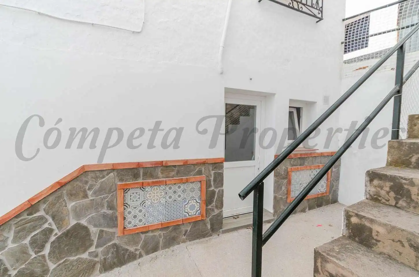 Vista exterior de Apartamento en venta en Cómpeta con Aire acondicionado